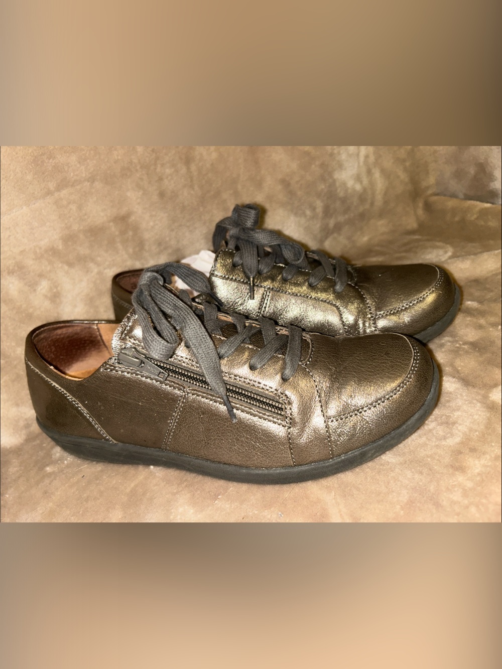 Vionic AbigailMetallic Bronze Leather Lace-Up Slip On Comfy Sneakers Zip Up 8.5